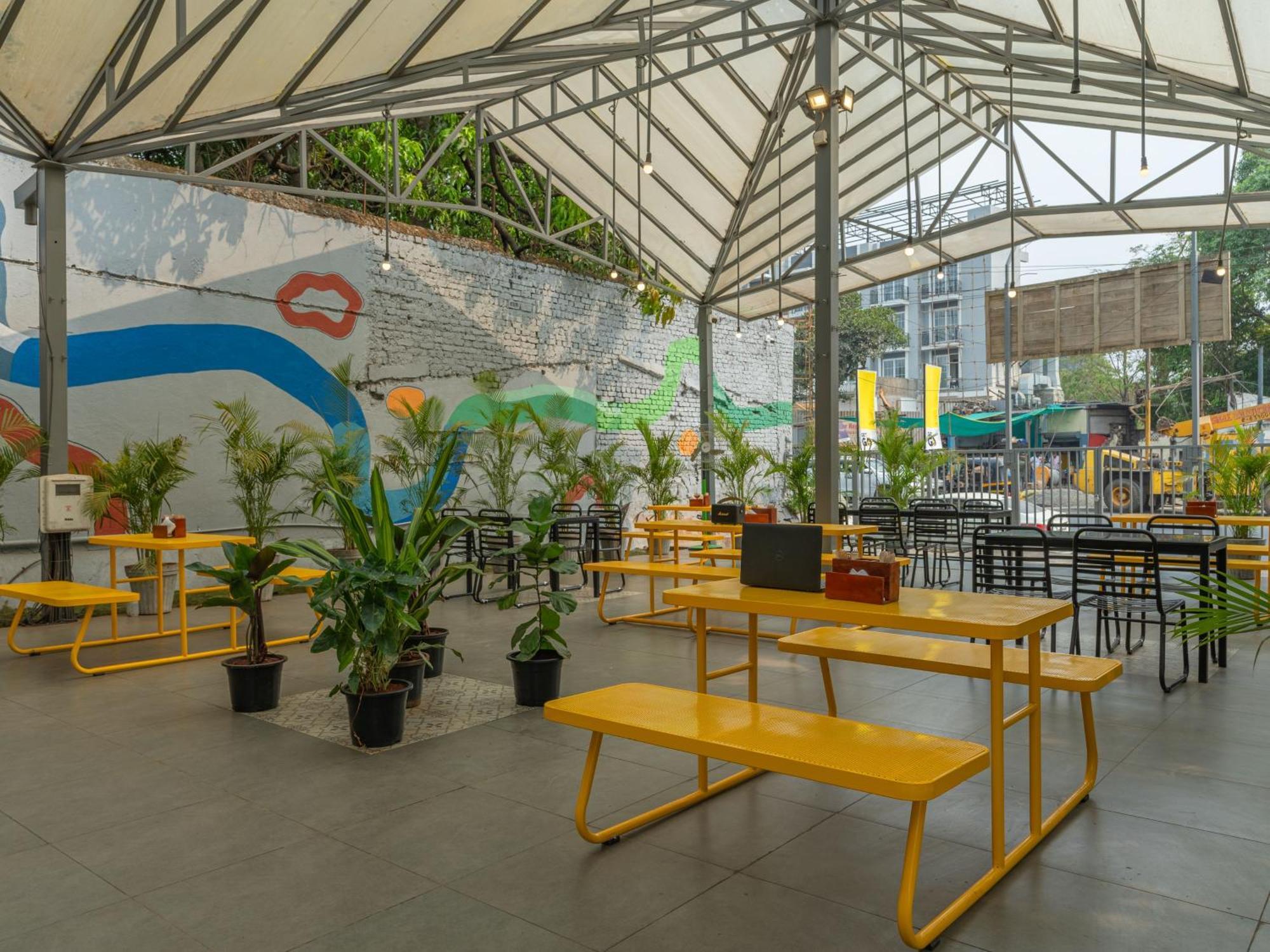 The Hosteller Lonavala, City Centre Extérieur photo