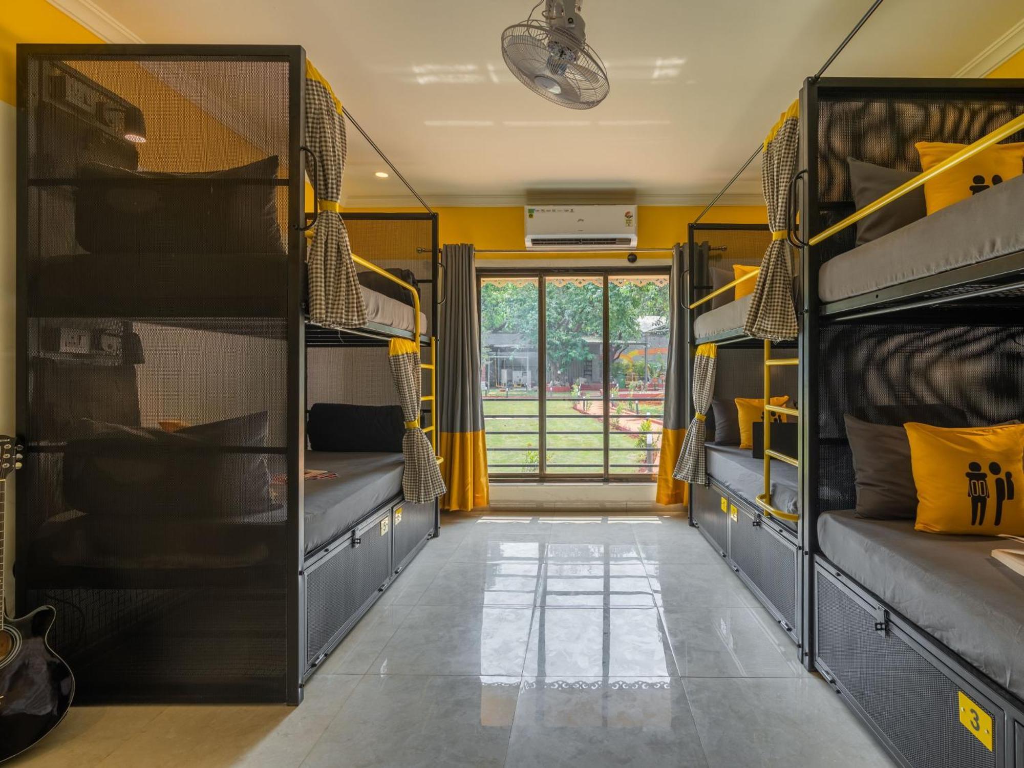 The Hosteller Lonavala, City Centre Extérieur photo