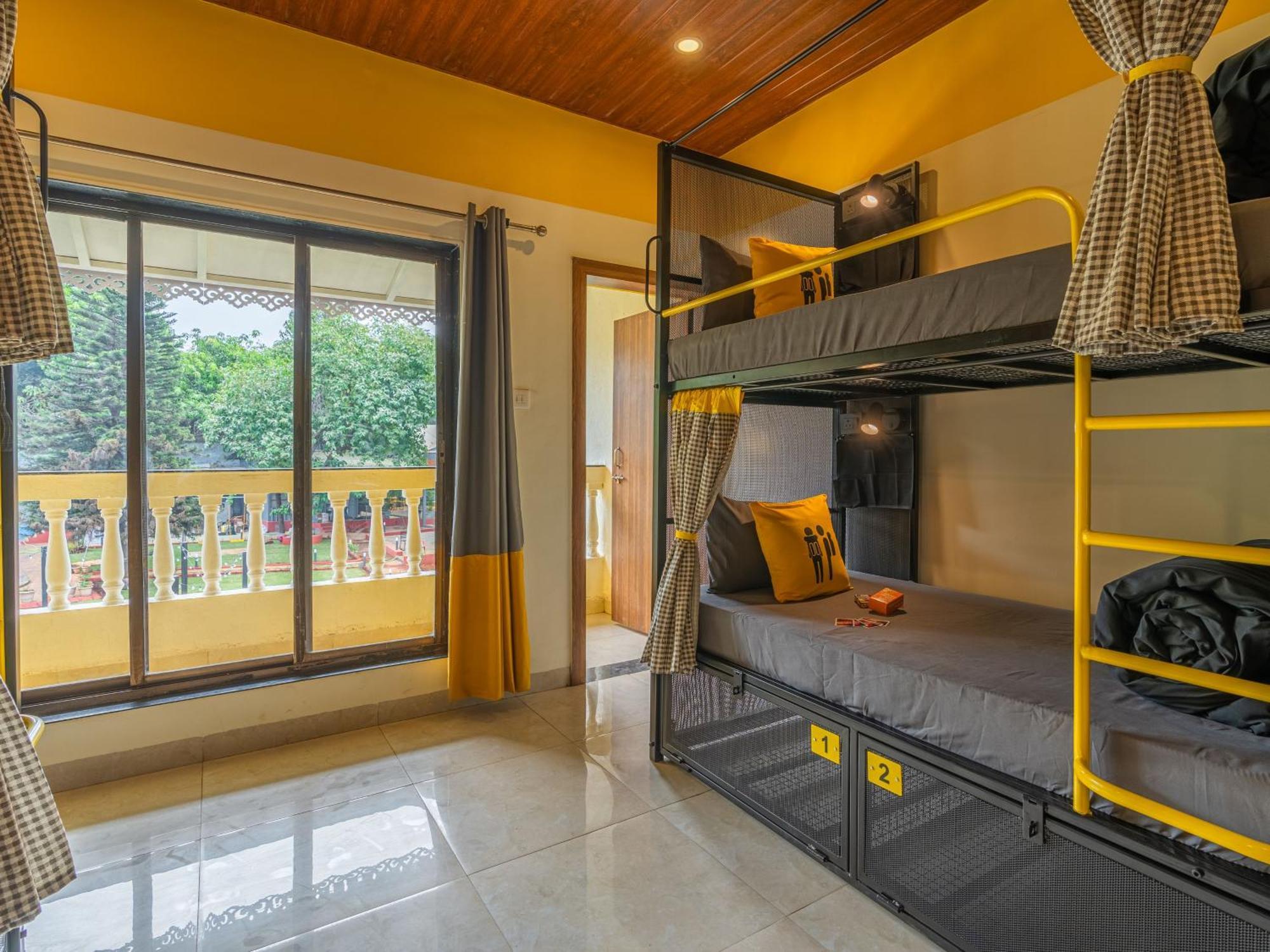 The Hosteller Lonavala, City Centre Extérieur photo