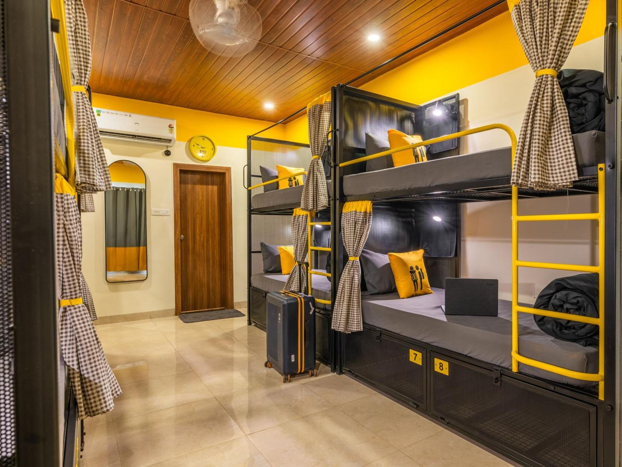 The Hosteller Lonavala, City Centre Extérieur photo