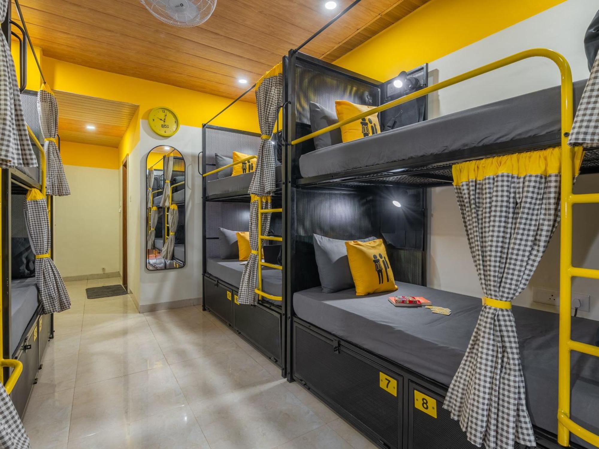The Hosteller Lonavala, City Centre Extérieur photo