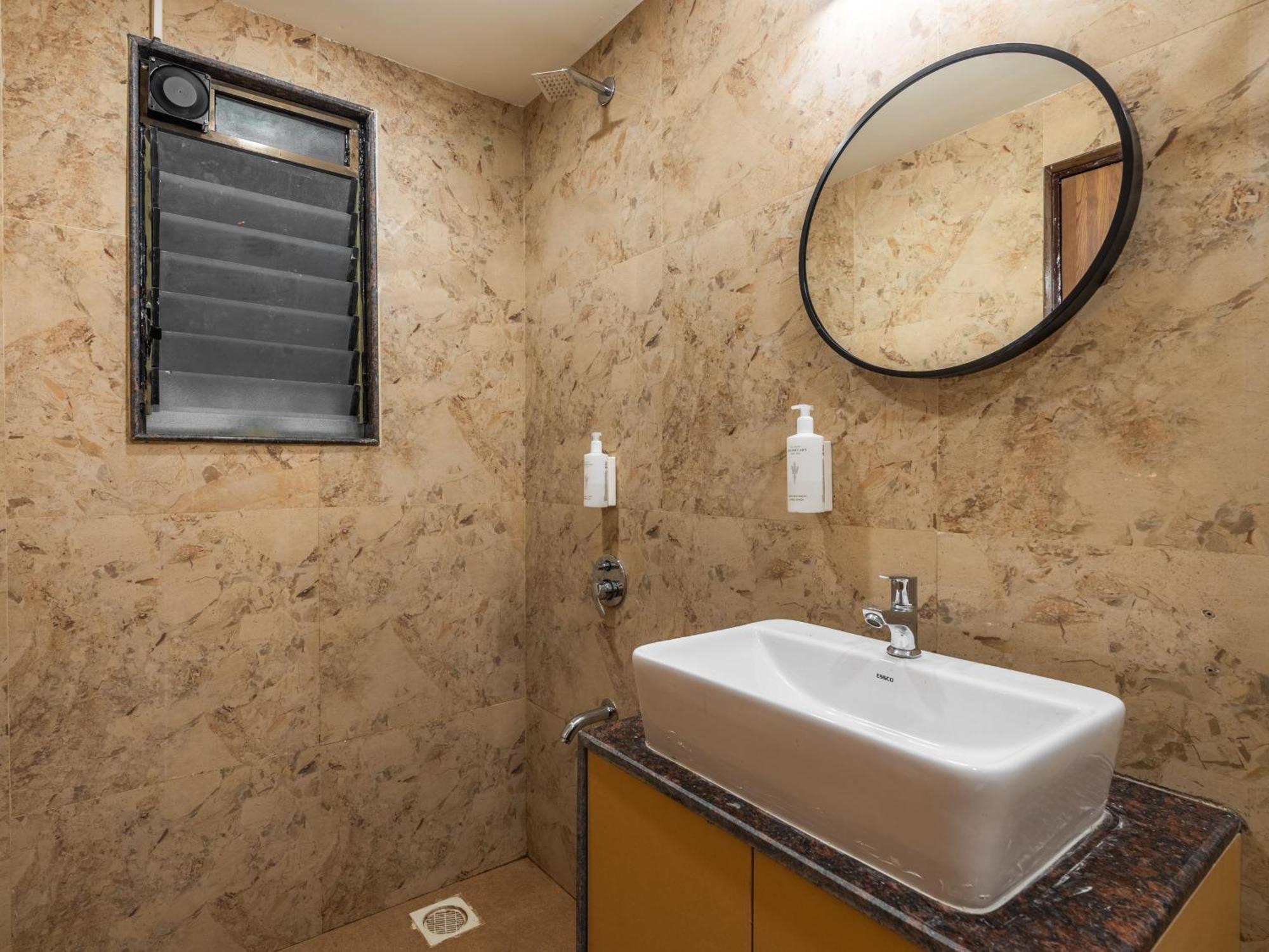 The Hosteller Lonavala, City Centre Chambre photo